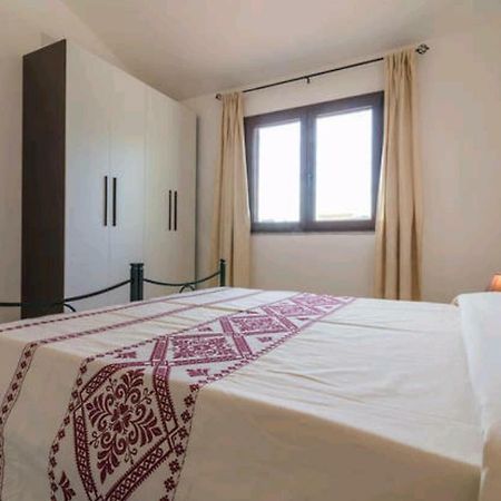 Il Girasole Bed & Breakfast Domus De Maria Ngoại thất bức ảnh