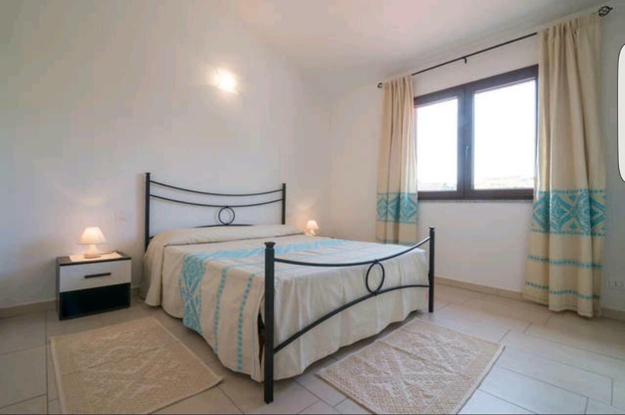 Il Girasole Bed & Breakfast Domus De Maria Ngoại thất bức ảnh