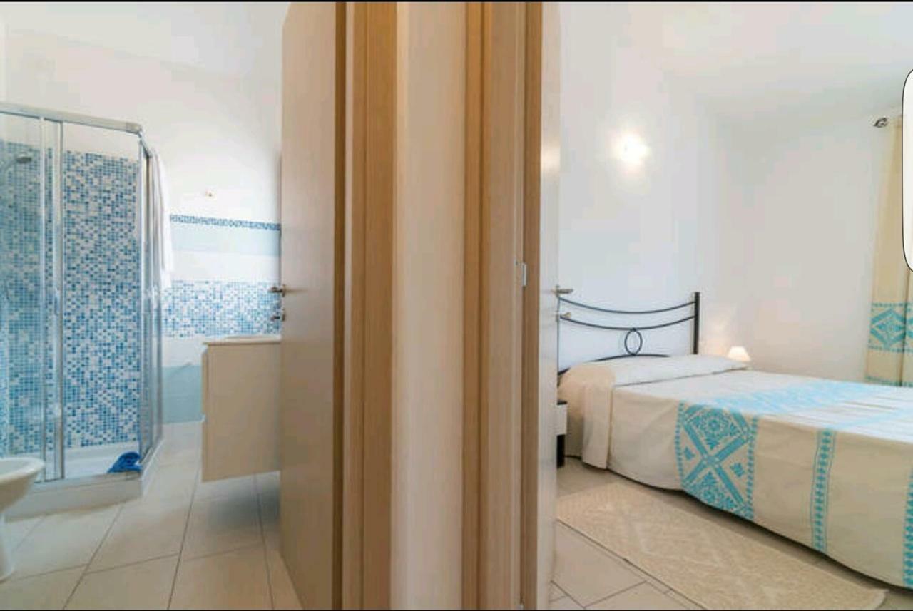 Il Girasole Bed & Breakfast Domus De Maria Ngoại thất bức ảnh