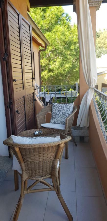 Il Girasole Bed & Breakfast Domus De Maria Ngoại thất bức ảnh